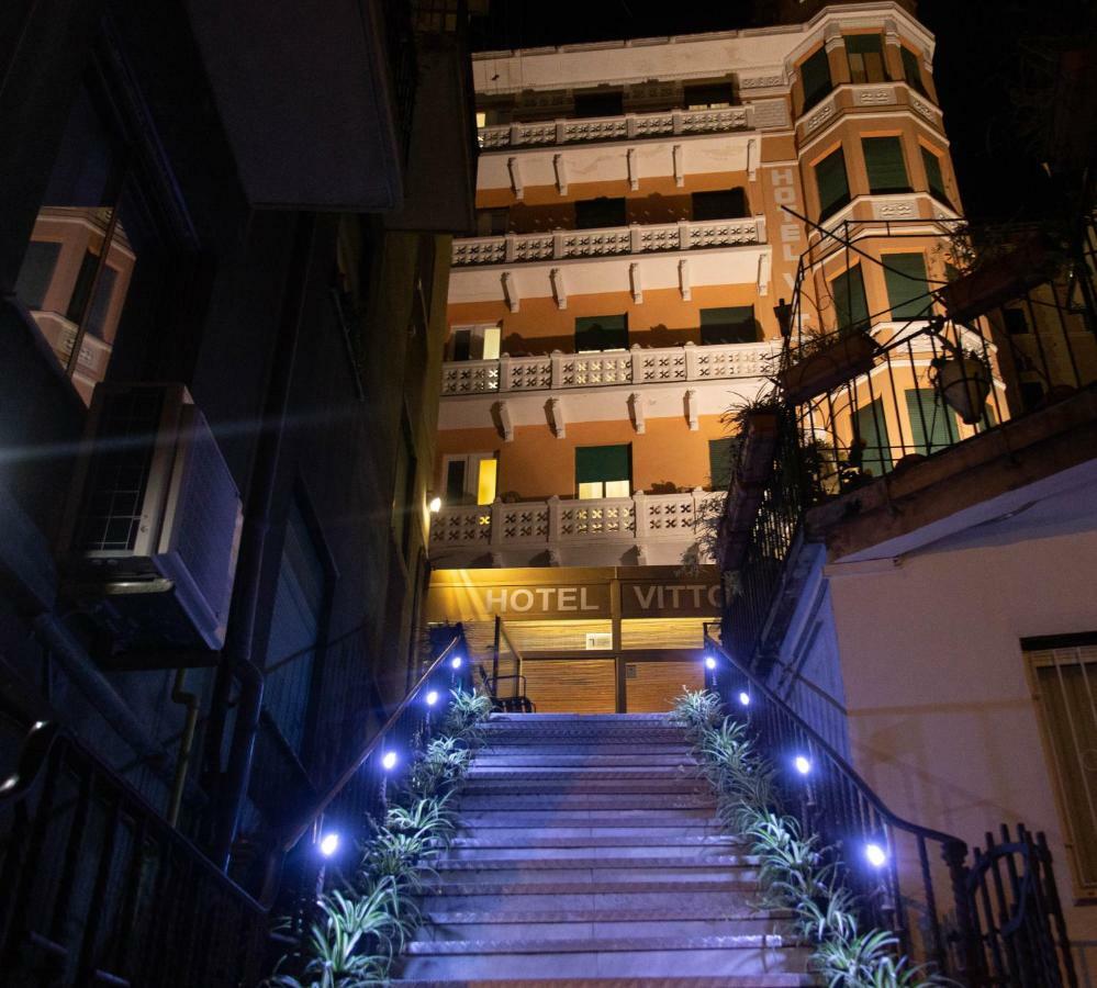 Hotel Vittoria Genua Exterior foto